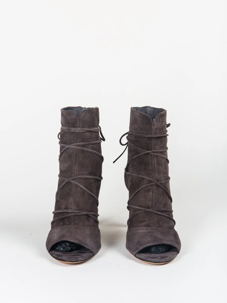adisa heel