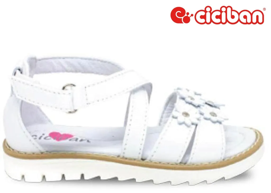 Agata White 44