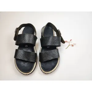 Baia Vista pre-owned black leather sandals with buckle size 37