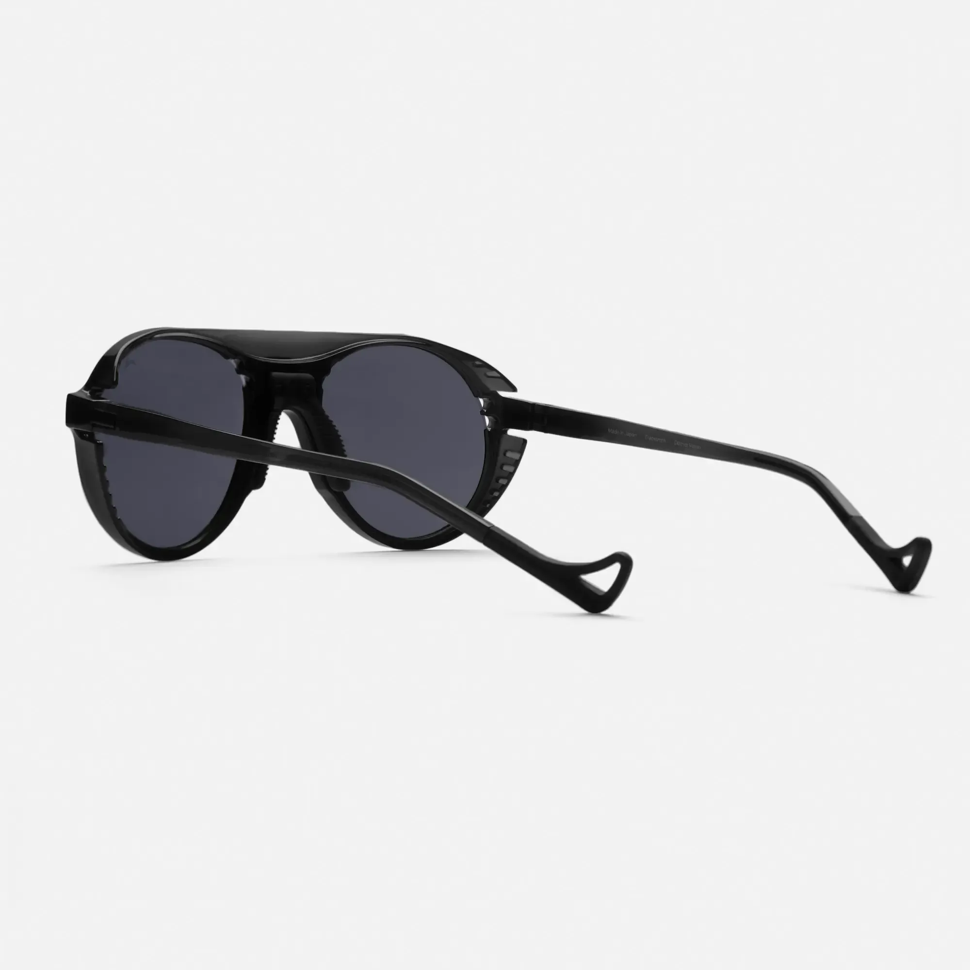 District Vision Kazu Tourer