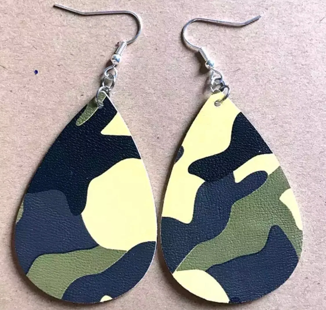 Earrings { Leather } Football. Buffalo plaid. Glitter. Basketball. Baseball. Volleyball. Paisley. Floral. Leopard. Rainbow. Giraffe. $5 jewelry!
