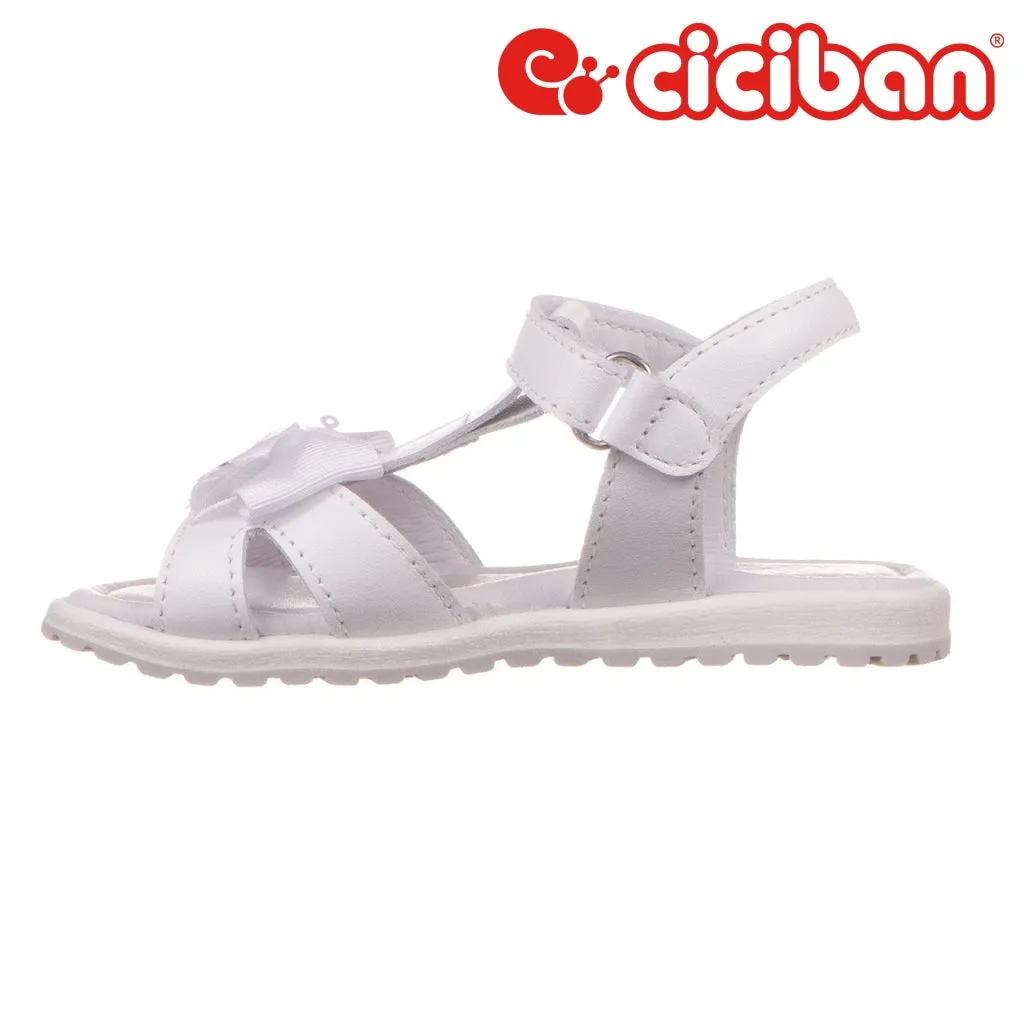 Elba White 08
