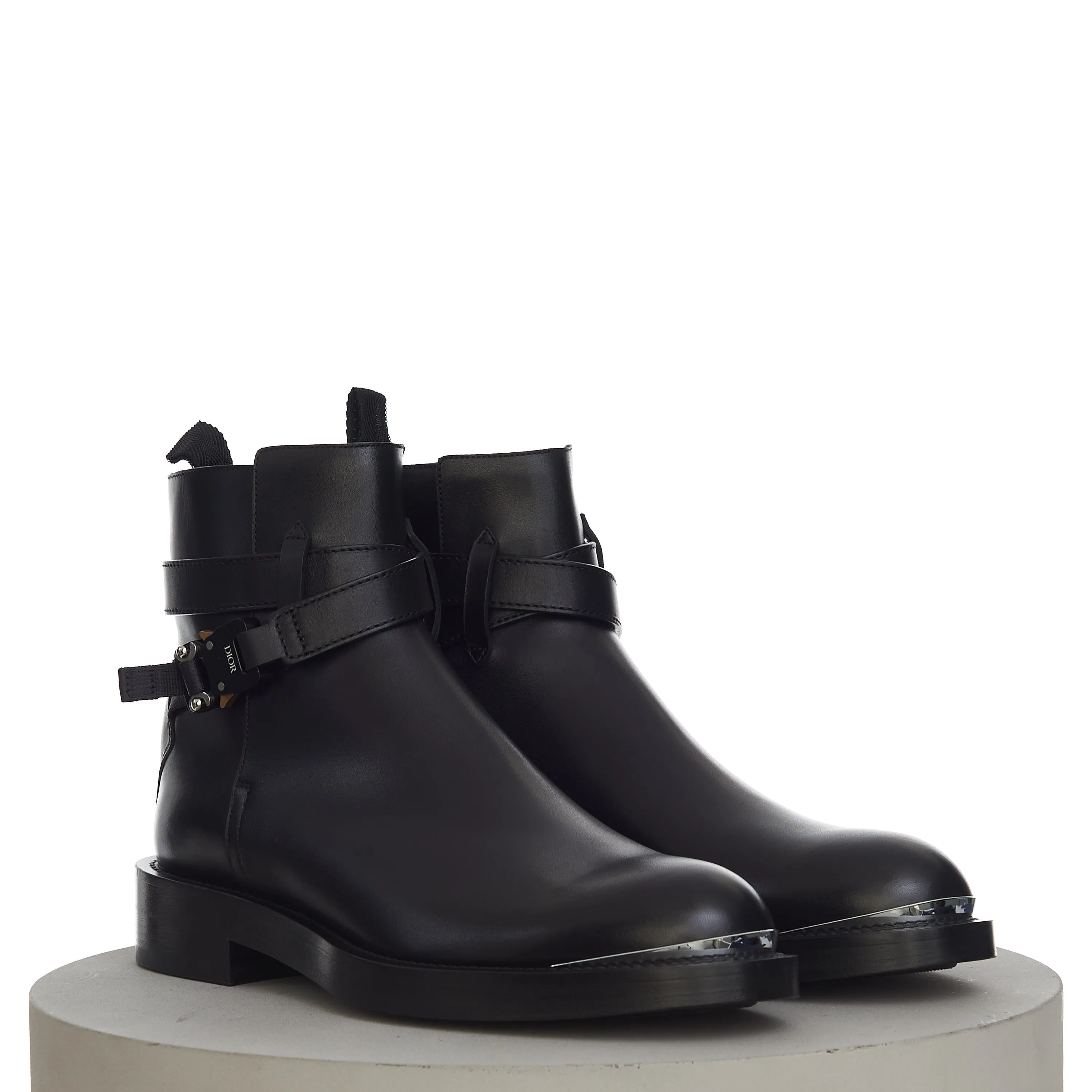 Evidence Ankle Boot In Black Smooth Calfskin With Aluminium Buckle