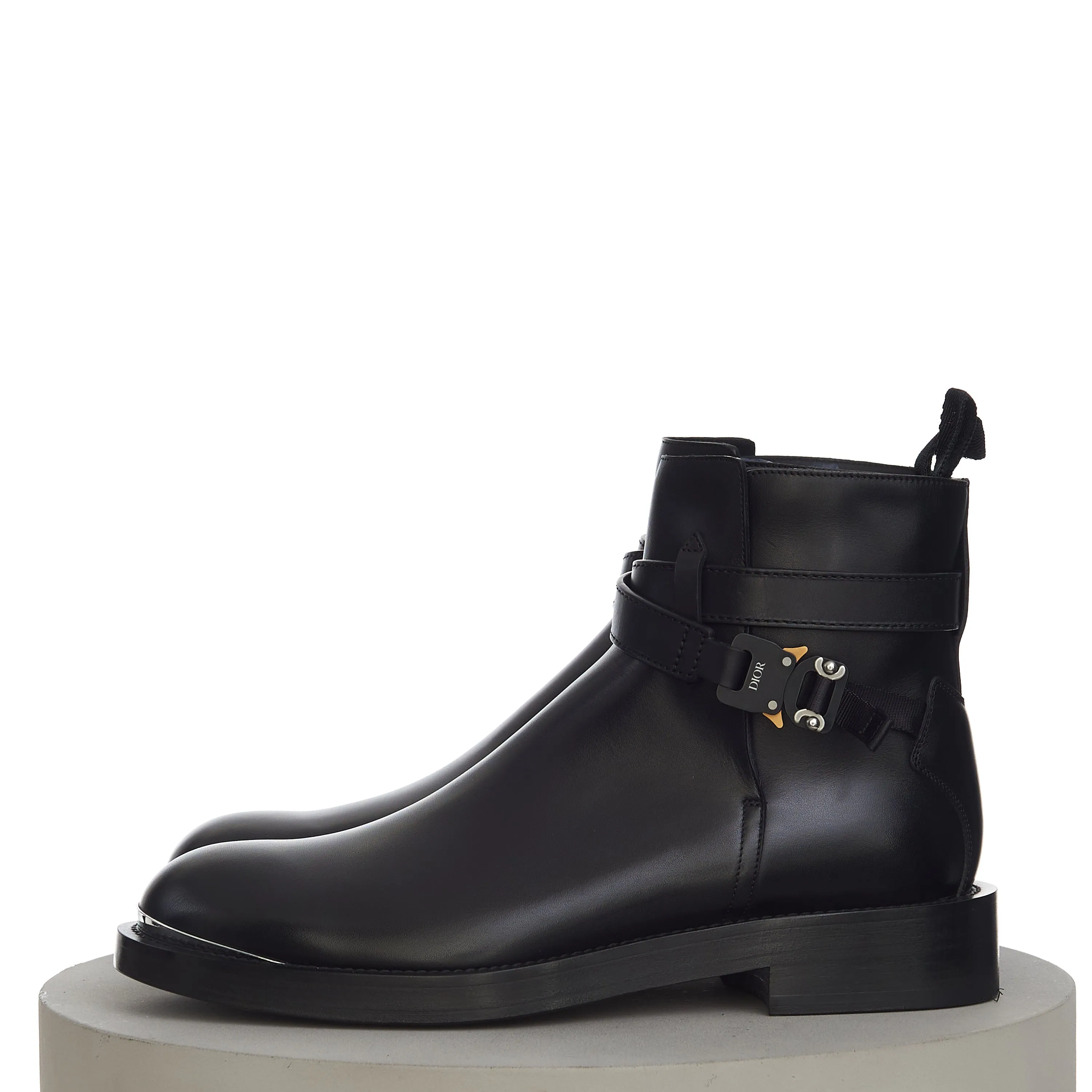 Evidence Ankle Boot In Black Smooth Calfskin With Aluminium Buckle