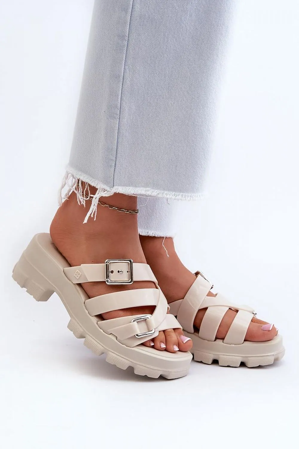 Flip-flops Step in style