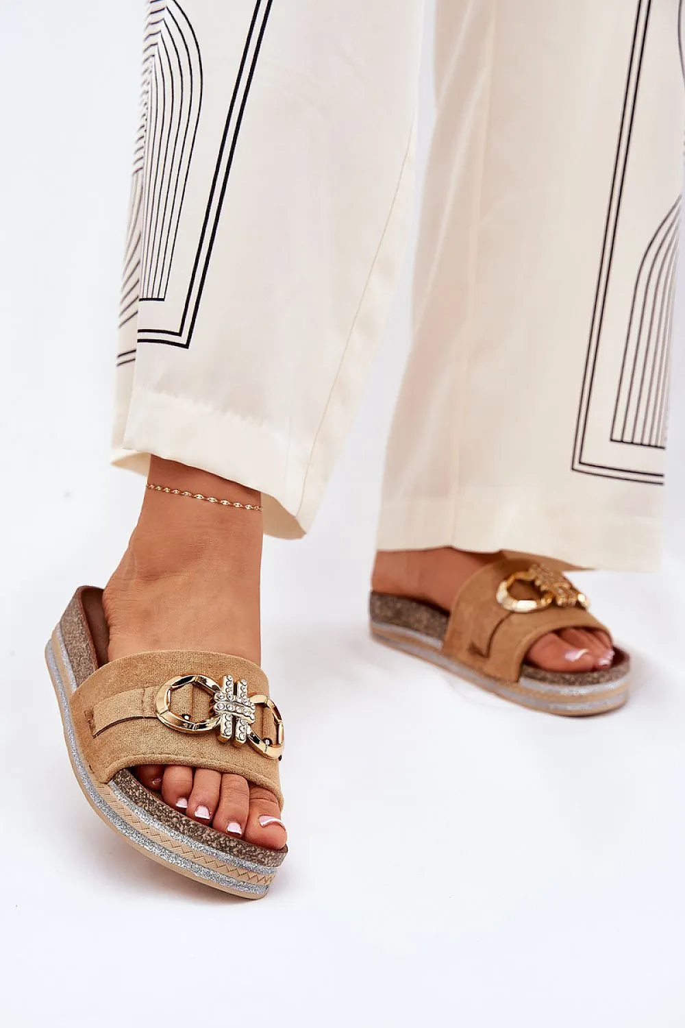 Flip-flops Step in style