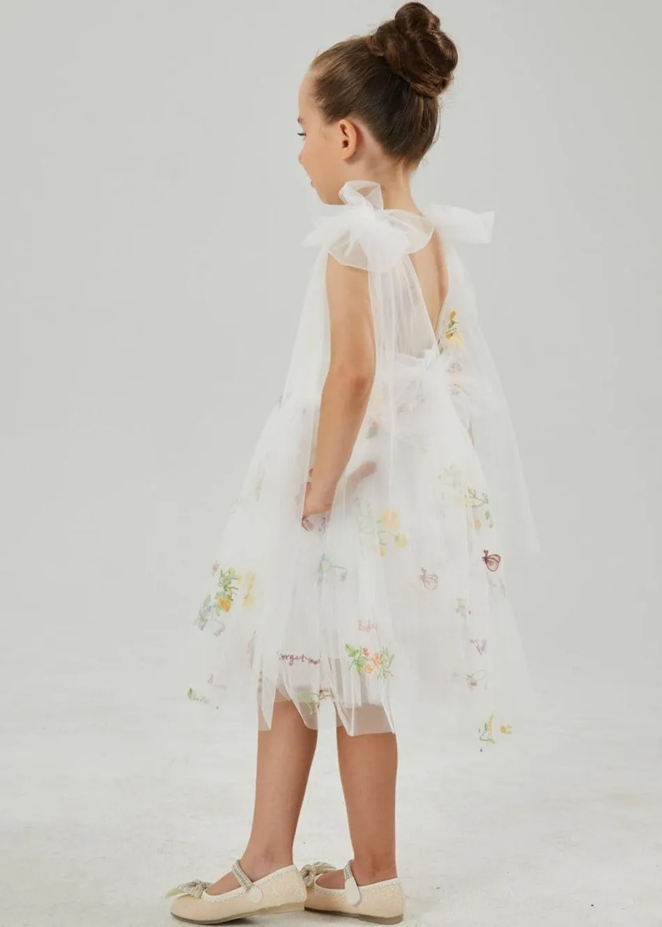 Floral Embroidered Tulle Strap Girl Dress in White Knee