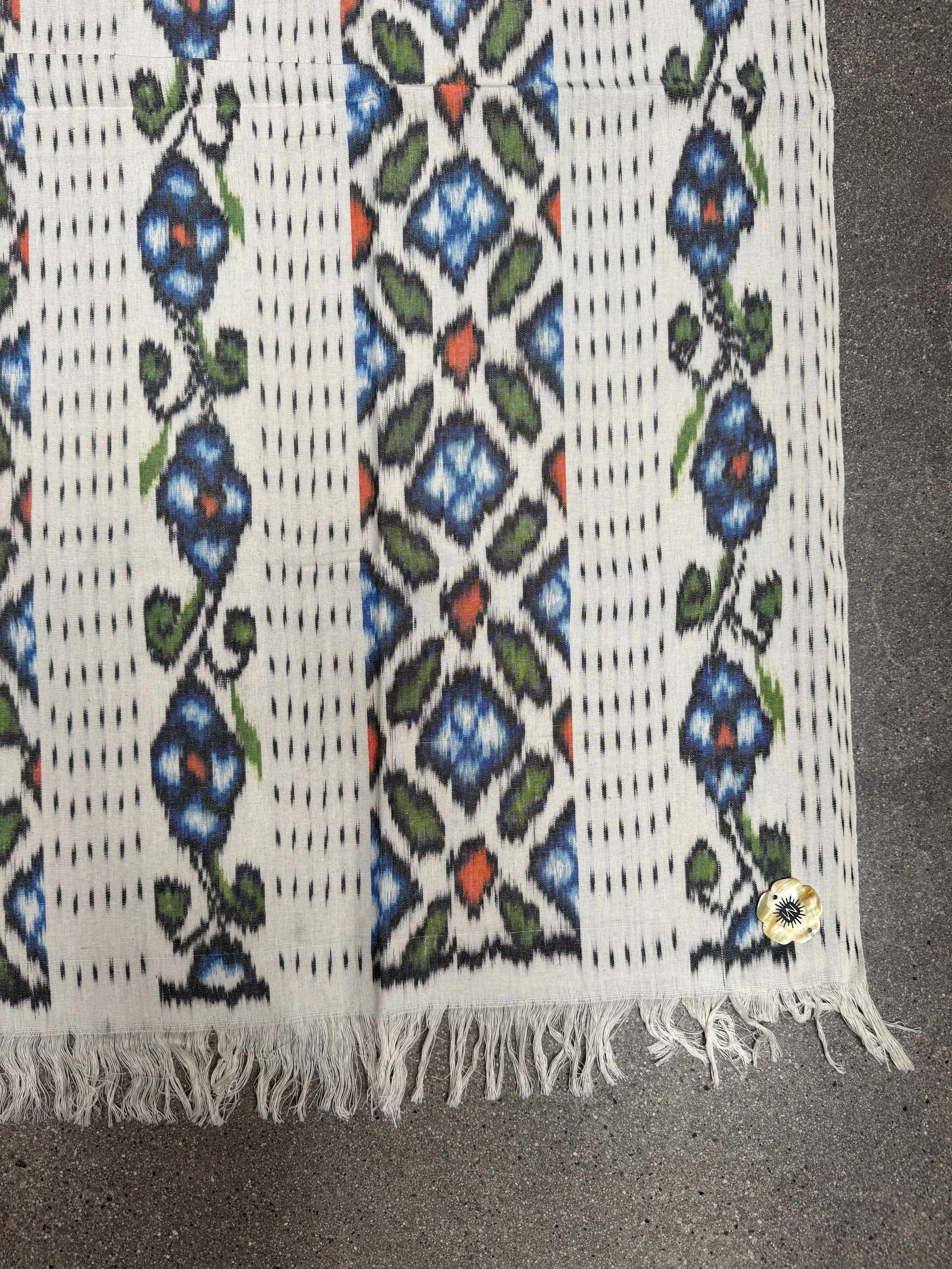 IKAT BLANKET - ENGLISH GARDEN