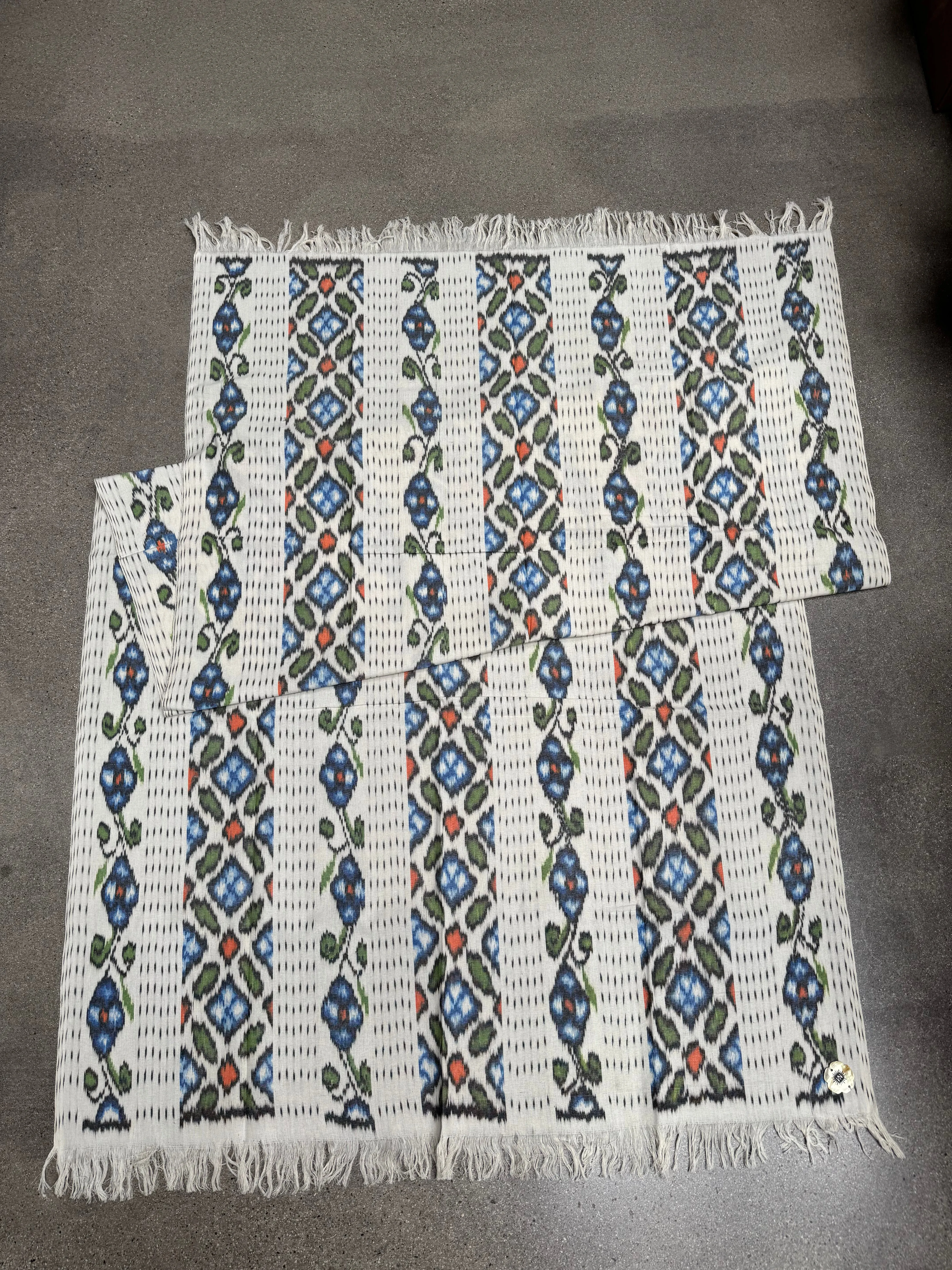 IKAT BLANKET - ENGLISH GARDEN