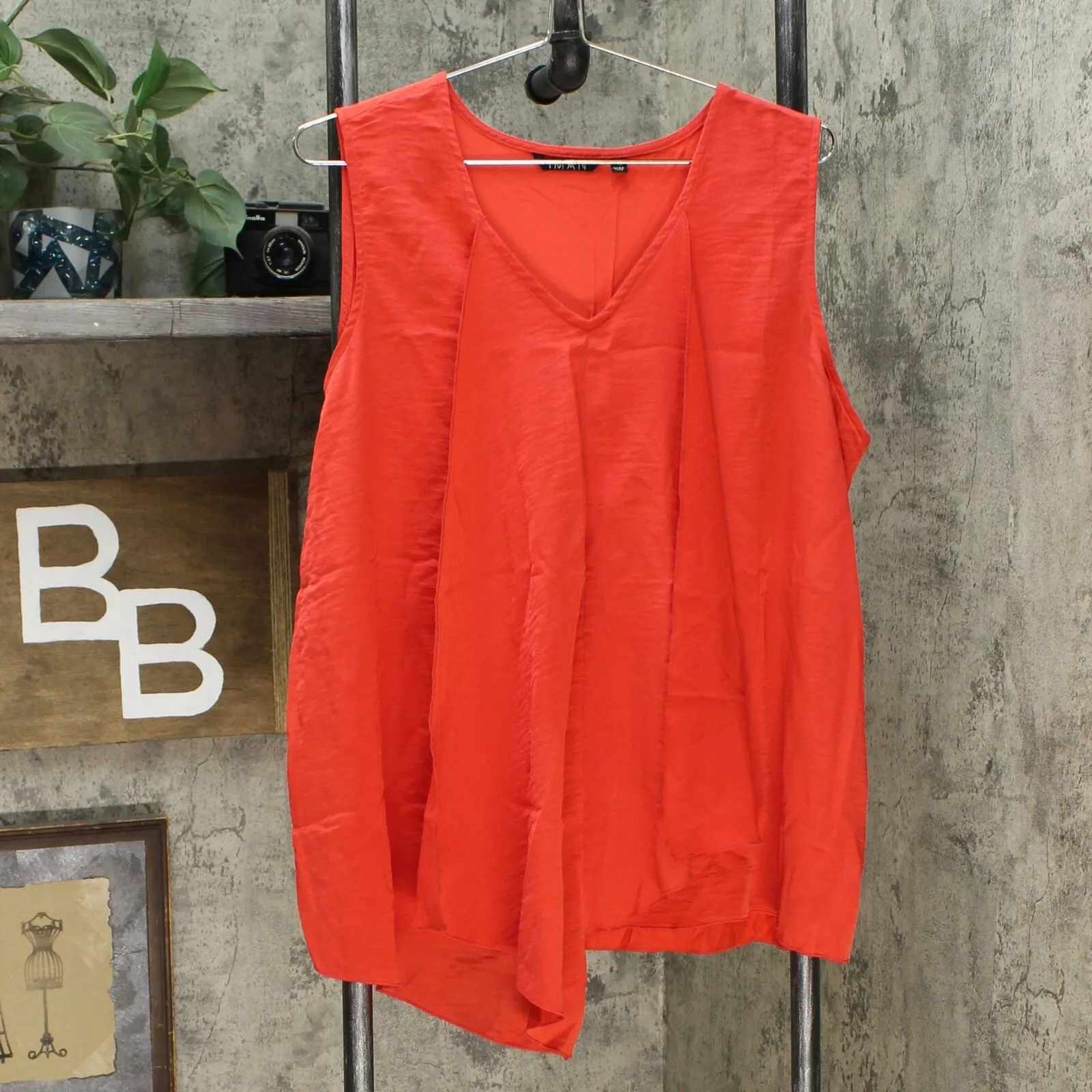 IMAN Women's Global Chic Asymmetric Tiered Tank Top Red XL