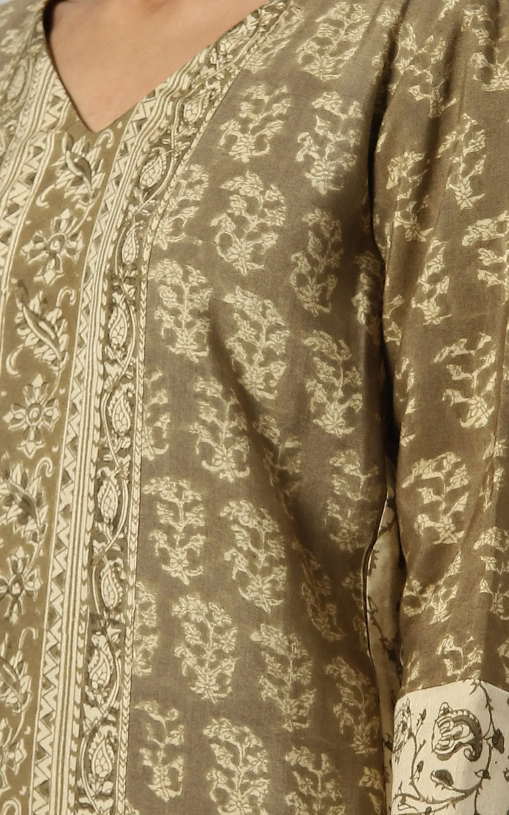 JADE STRAIGHT KURTA IN SILK