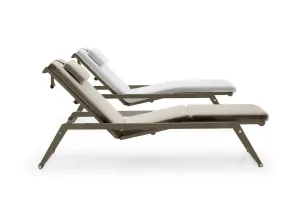 Mirto Outdoor Chaise Longue