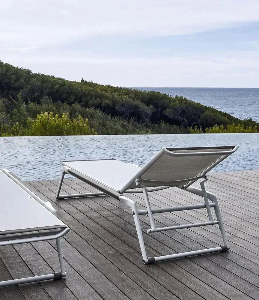 Mirto Outdoor Chaise Longue