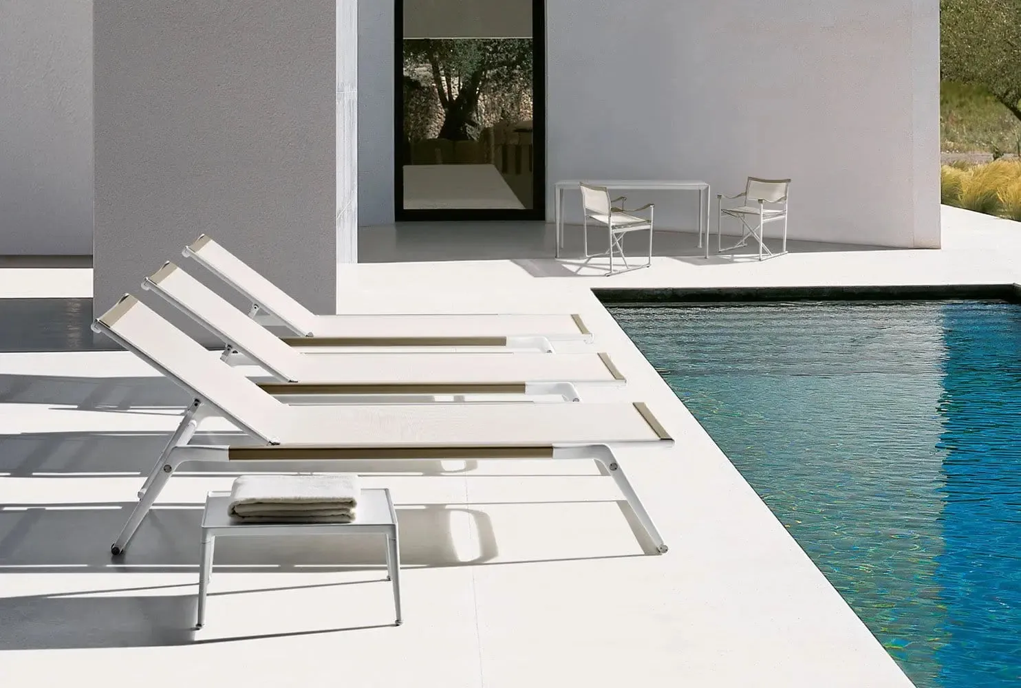 Mirto Outdoor Chaise Longue