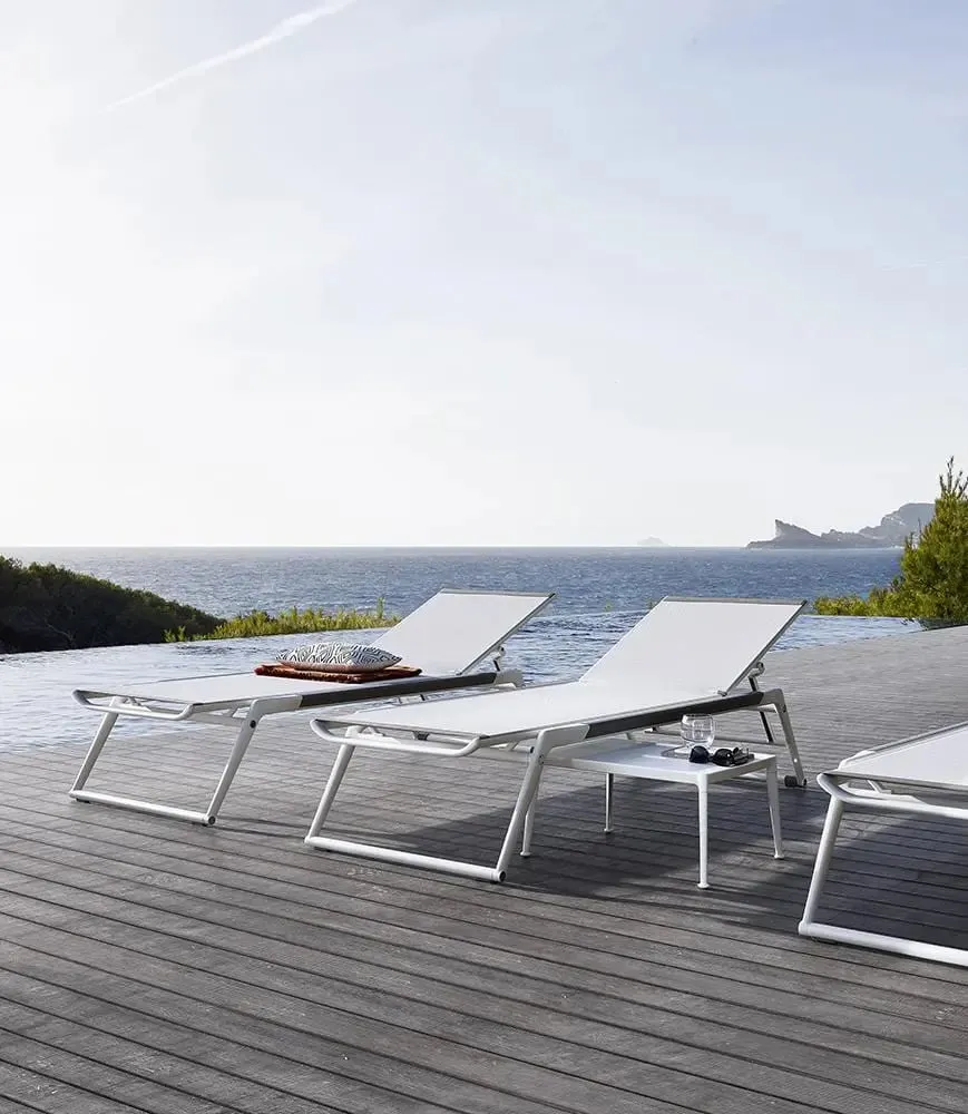 Mirto Outdoor Chaise Longue