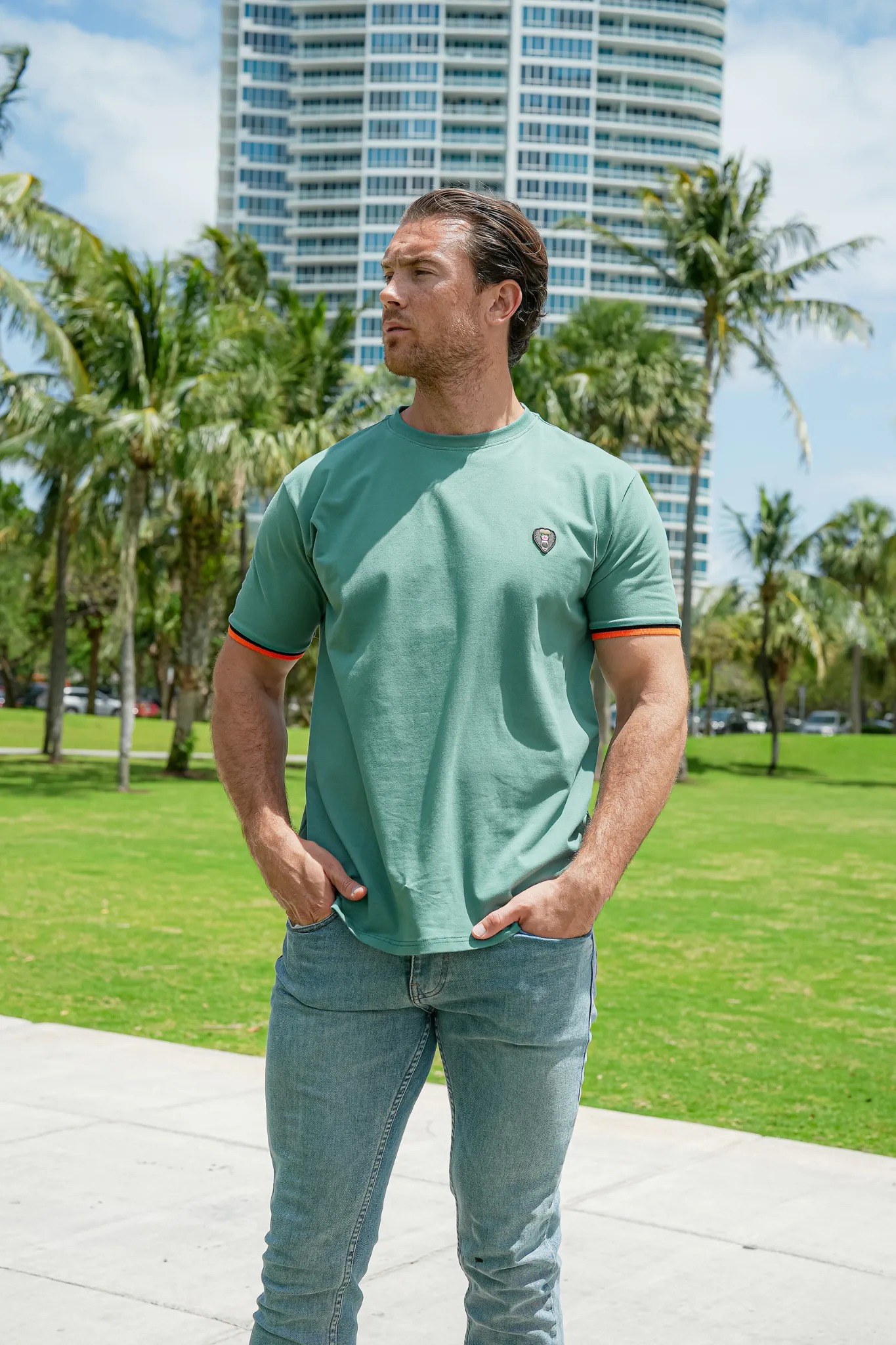 SAGE CUFF RIBBED CREW NECK