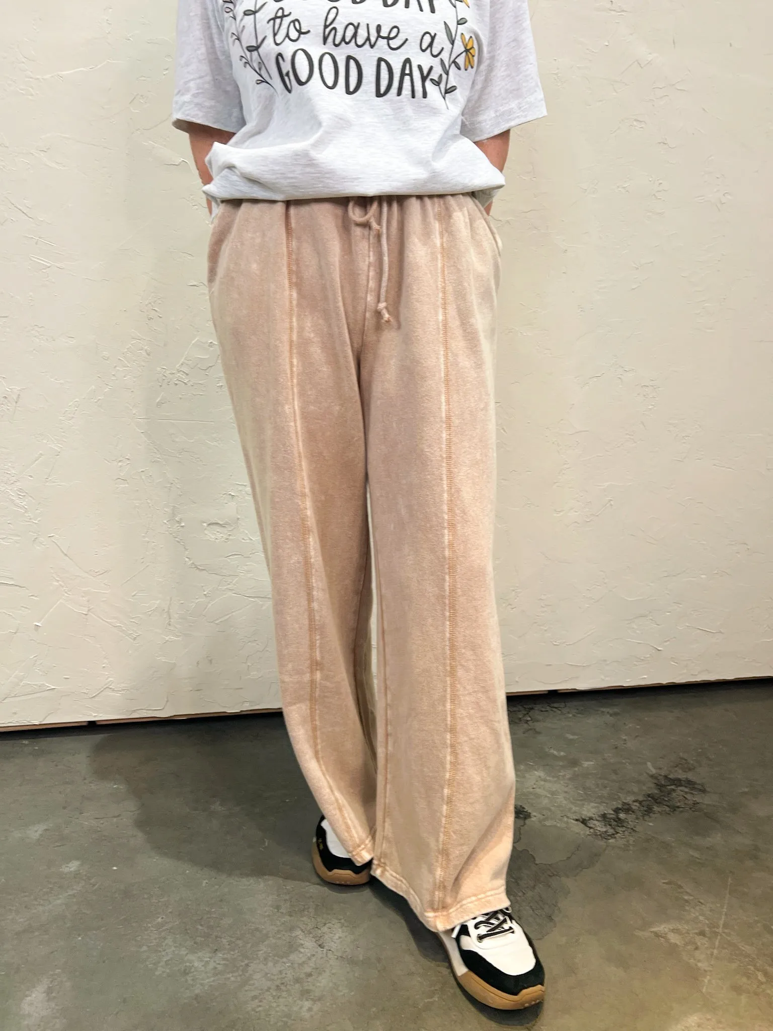 Saturday Drawstring Sweat - Dark Taupe