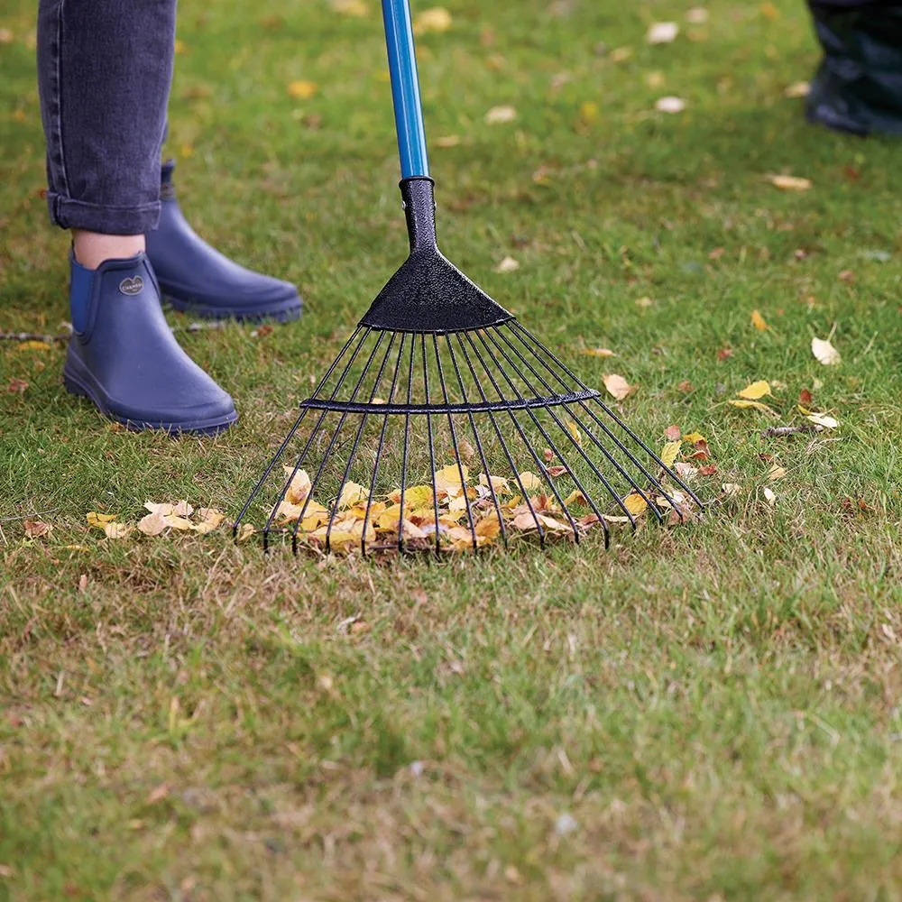 Silverline Lawn Rake 1550mm 447139