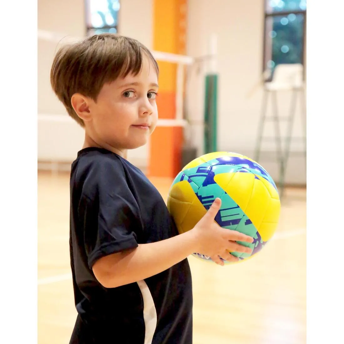 Starter Volleyball V100