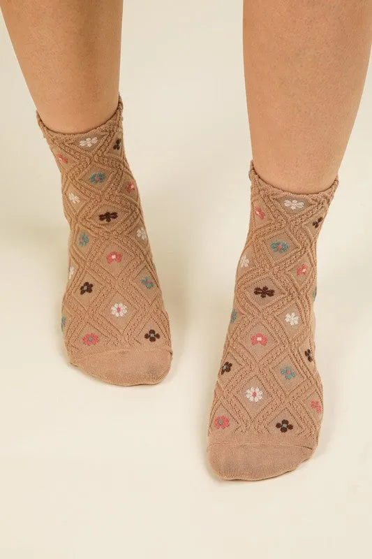 Textured Floral Crew Socks