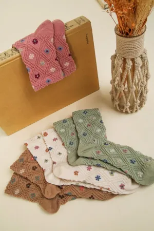 Textured Floral Crew Socks