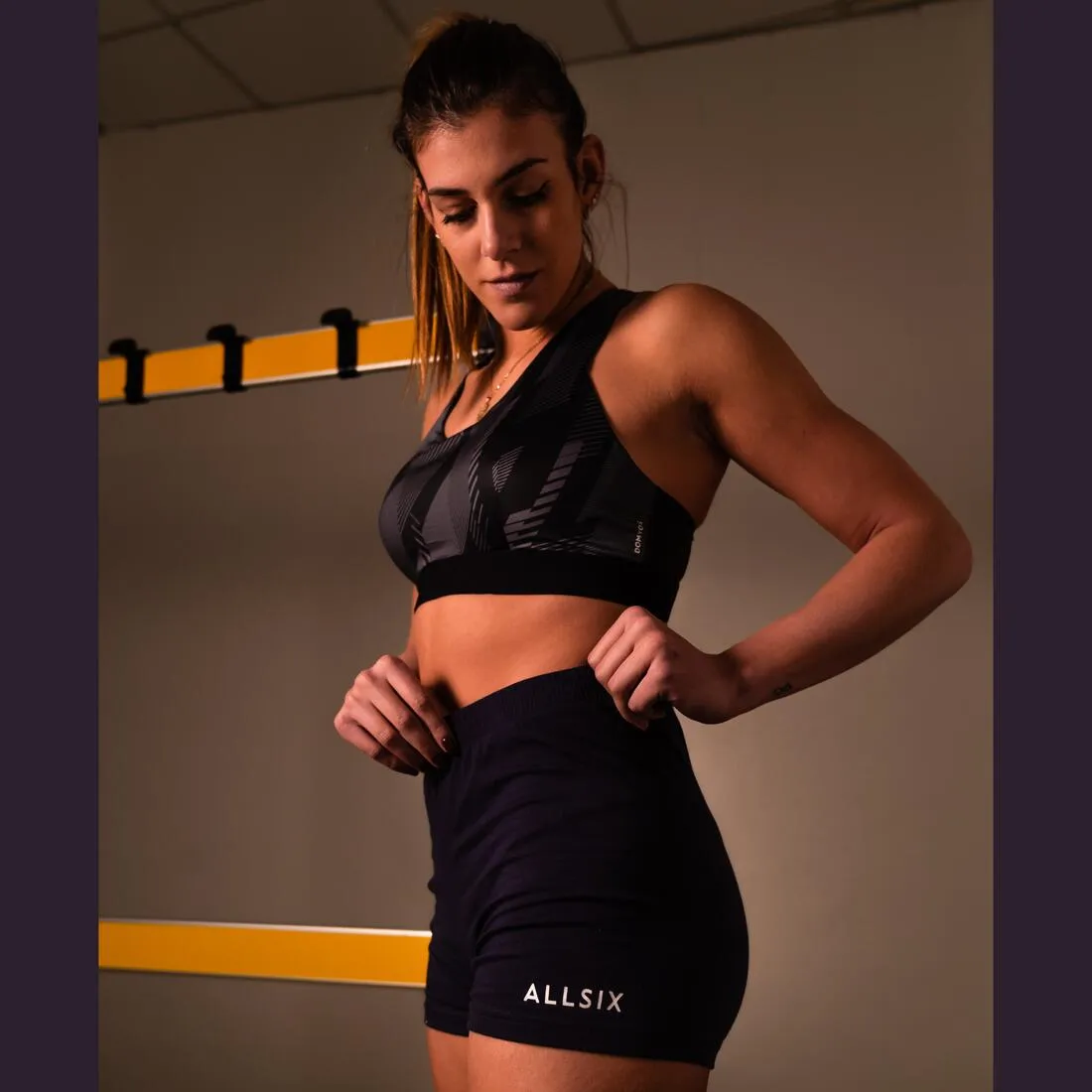 V100 Women's Volleyball Shorts
