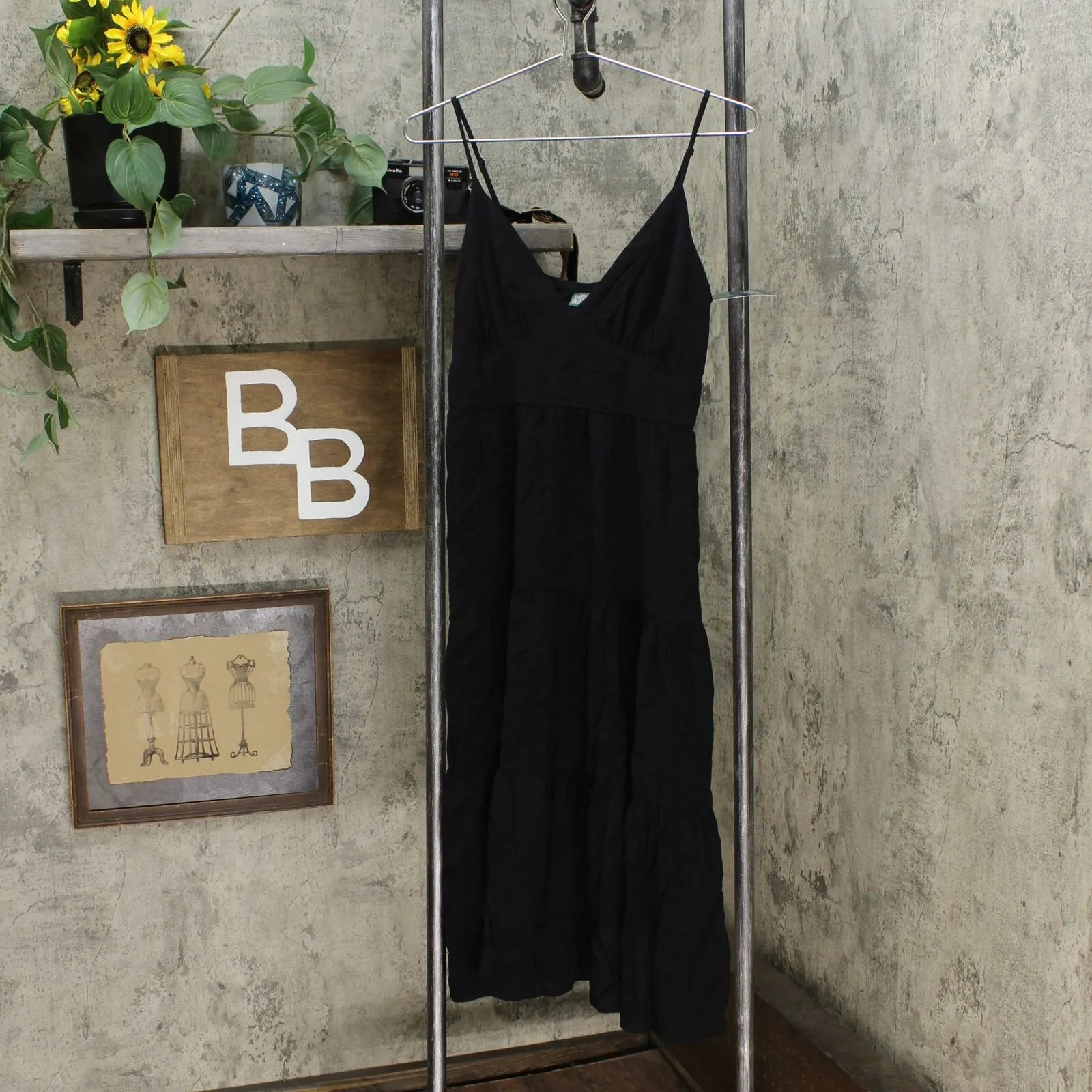 Wild Fable Women's Sleeveless Tiered Midi Dress