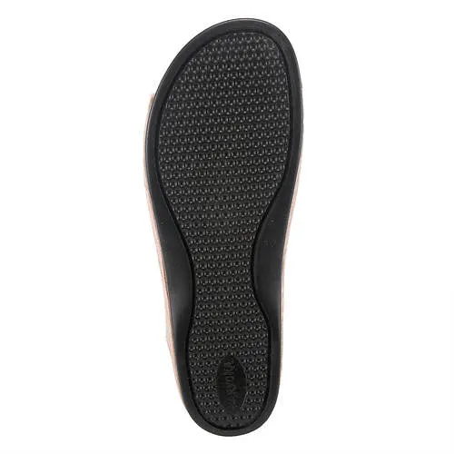Women's Spring Step | Eulale Iridescent Slide Sandal | Champagne